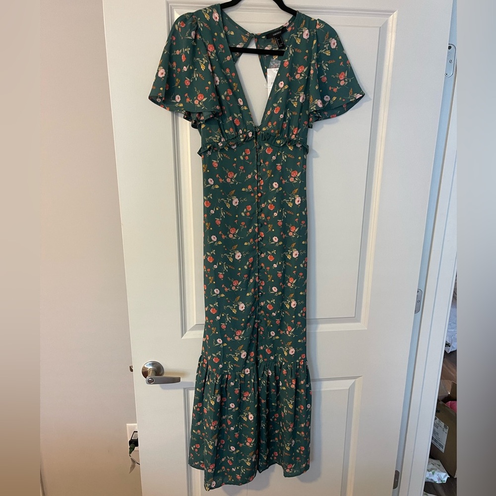 Forever 21 brand new with tags green maxi dress floral